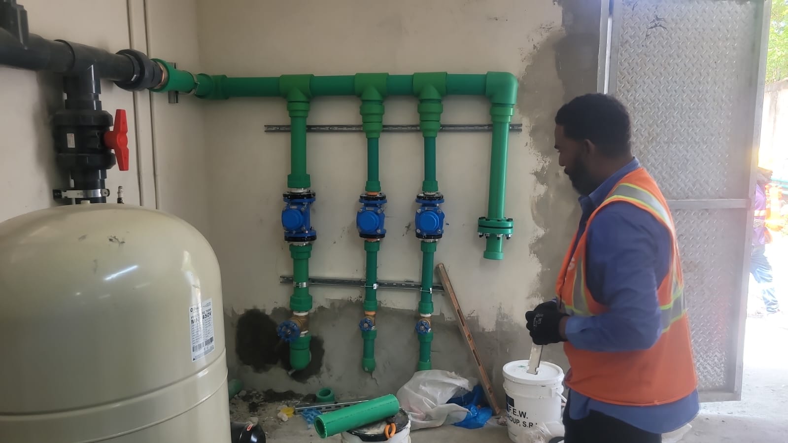 Proyecto instalación de Red de agua residuales y agua potable campamento definitivo AILA
