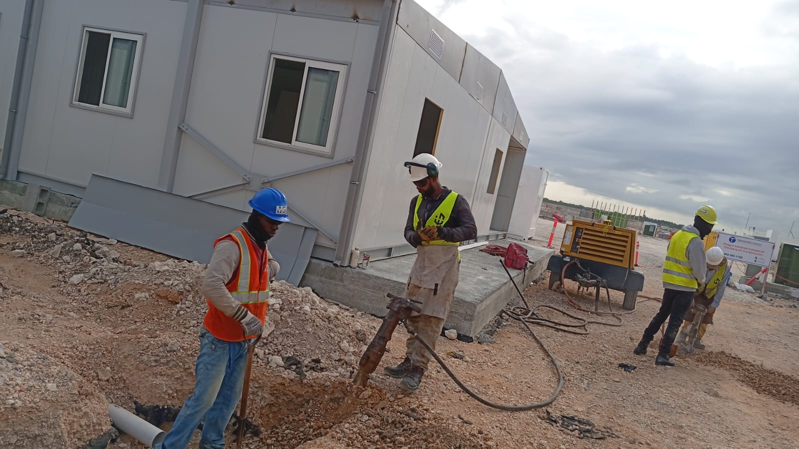 Proyecto instalación de Red de agua residuales y agua potable campamento definitivo AILA